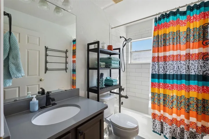 Bathroom #2