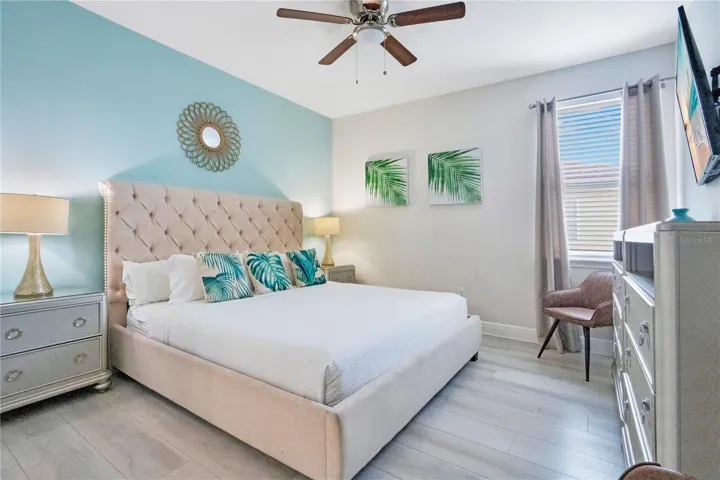 Comfortable upstairs guest retreat (#10) designed for relaxing luxury vacation stays
