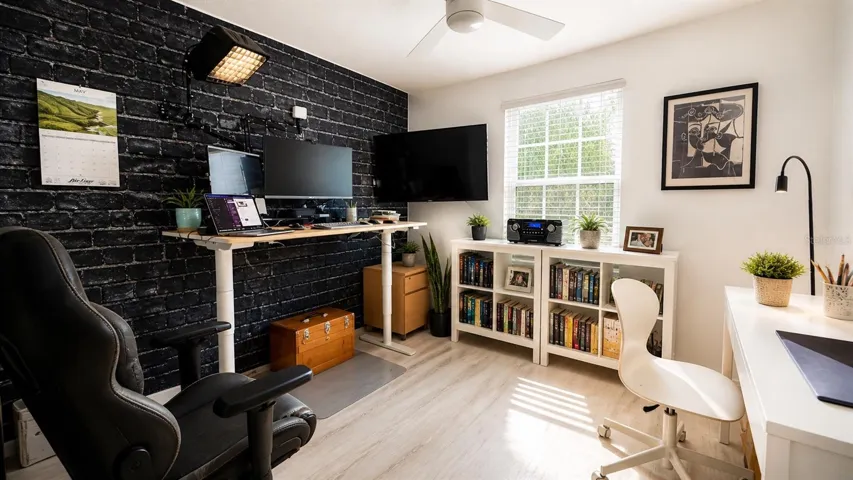 BEDROOM2
