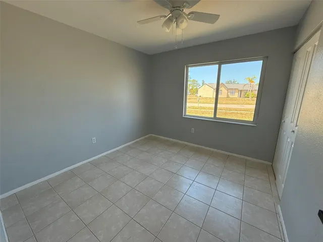 Guest bedroom 1