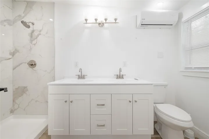 Master Bedroom-bath