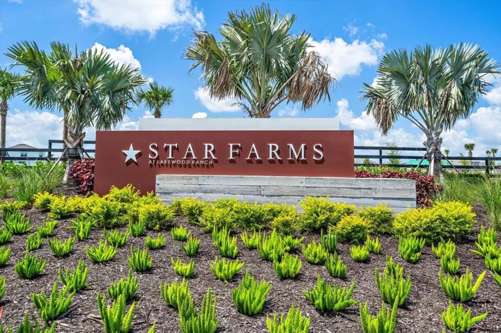 Star Farms Community Entrance