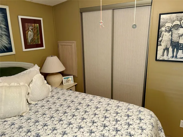 Bedroom 2 Towards Closet