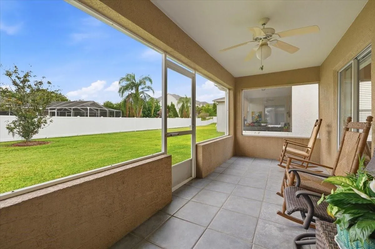 Screened in Porch
