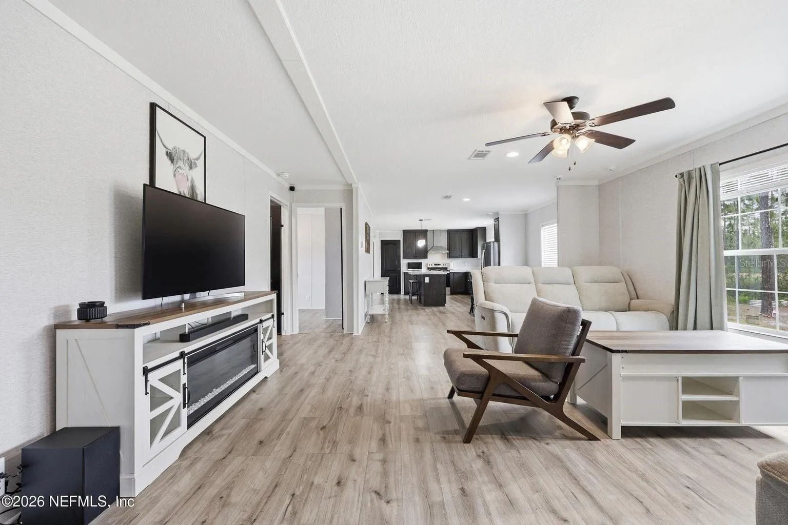 2nd Living area