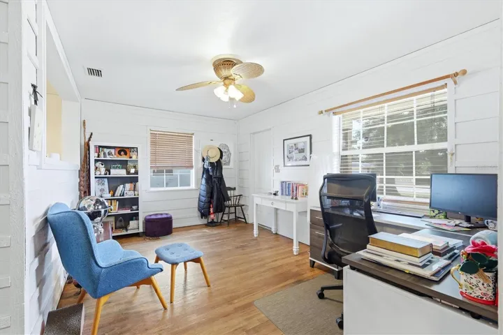 Front/living room