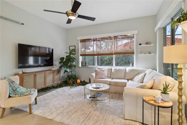 The furnishings are available in a separate bill of purchase.