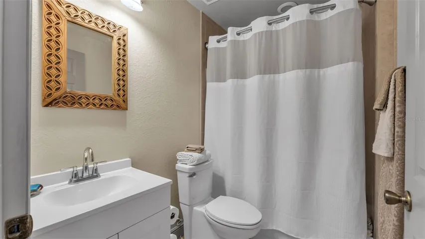 2nd bathroom