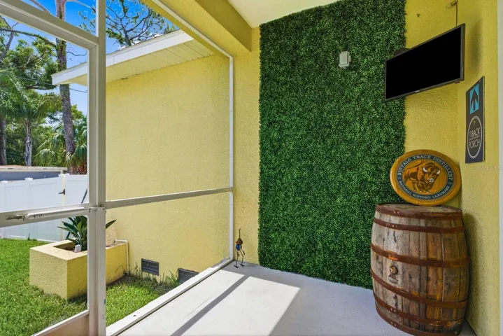 Screened Porch