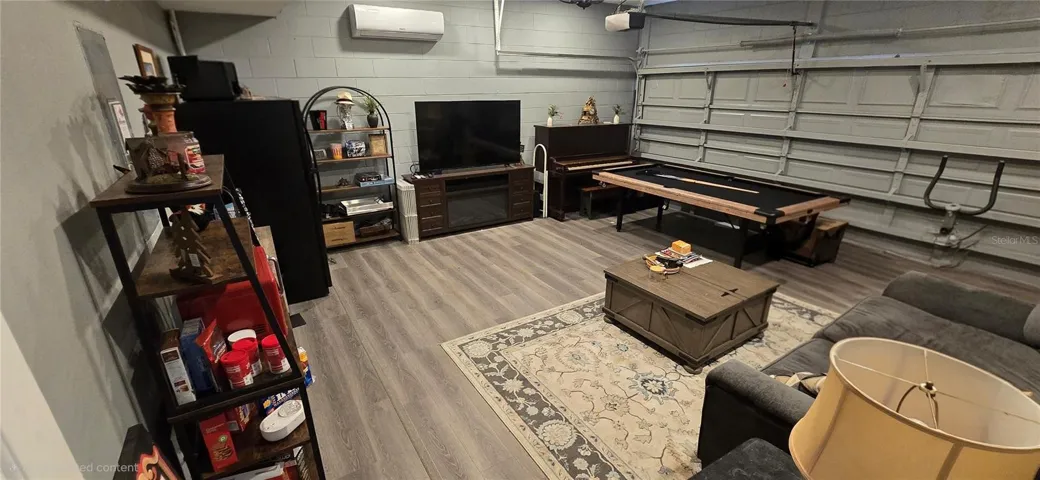 Garage 2