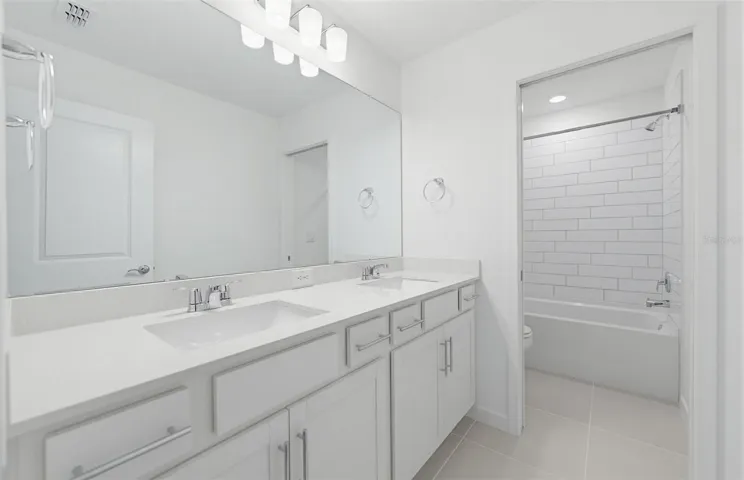 Bathroom 2 w/Dual Sinks