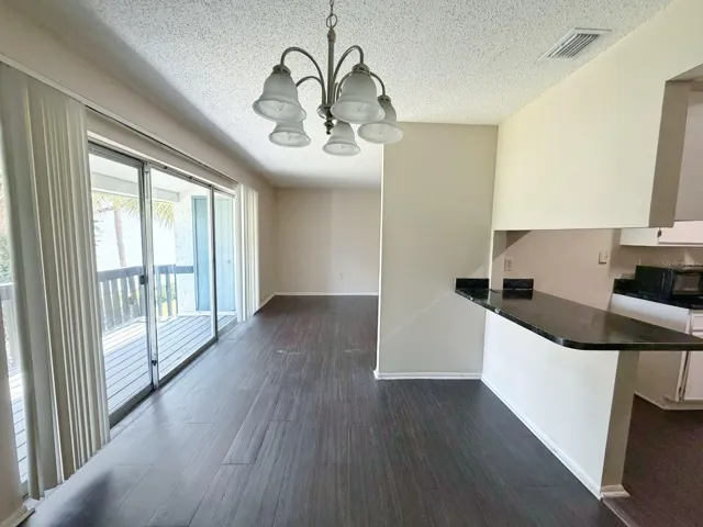 Dining area great for entertaining.