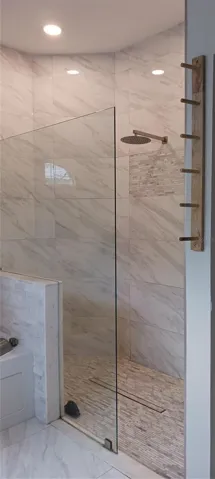 Primary shower