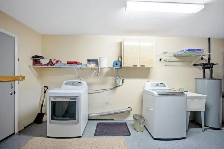 Washer/Dryer Garage