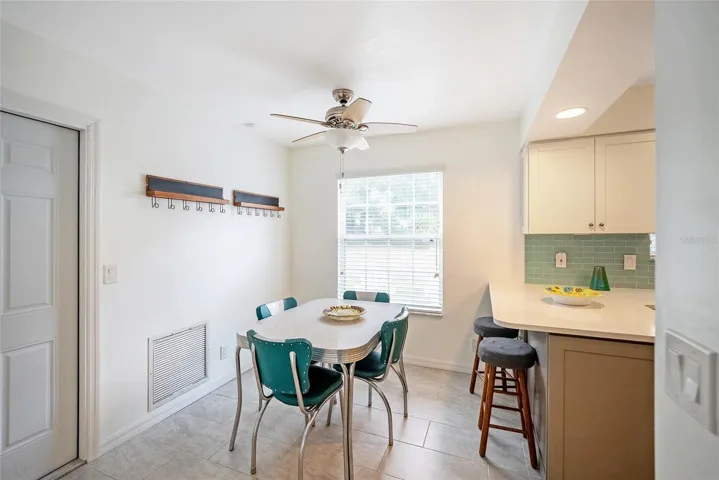 Eat in Kitchen
