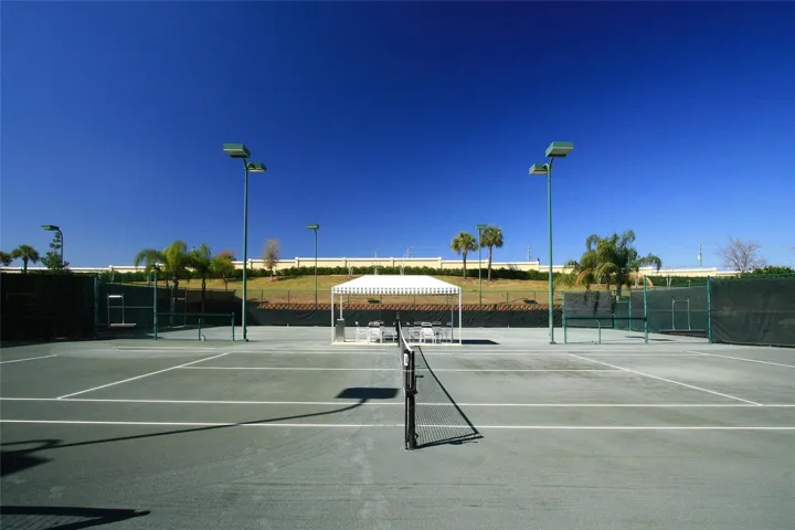 8 LIT CLAY TENNIS COURTS