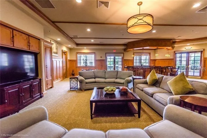 19TH HOLE/LG SCREEN TV, BAR AND LIBRARY