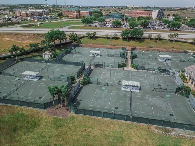 8 LIT CLAY TENNIS COURTS