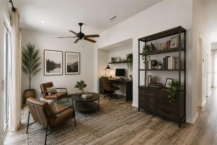 Den/Office Flex Space at Entry
