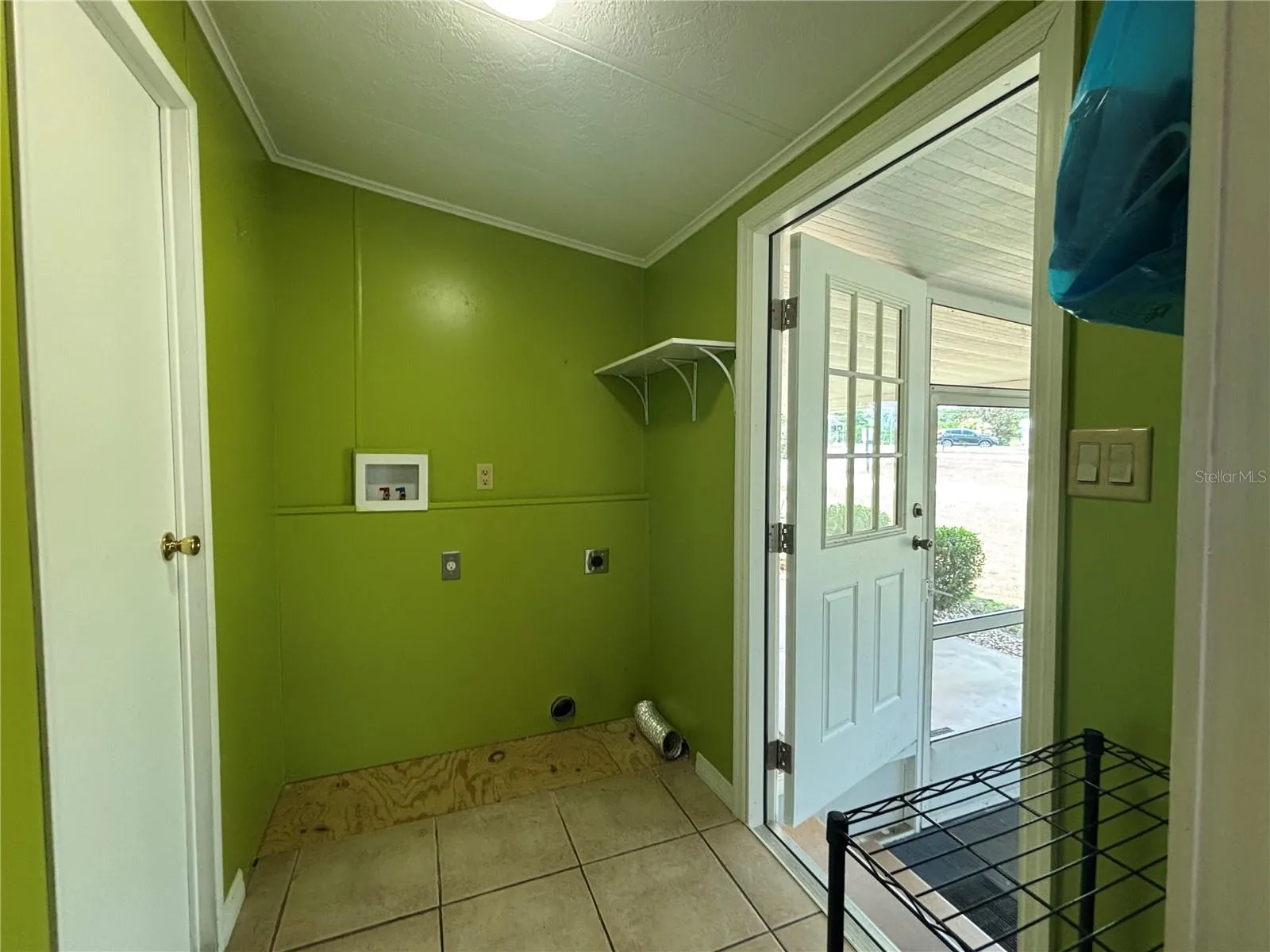 indoor laundry area