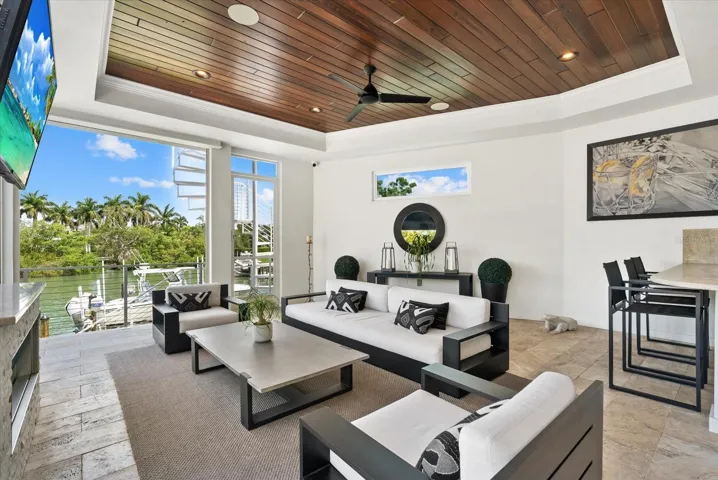 Outdoor Sitting area