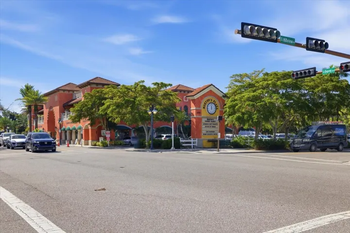 Walk-able to Southside Village