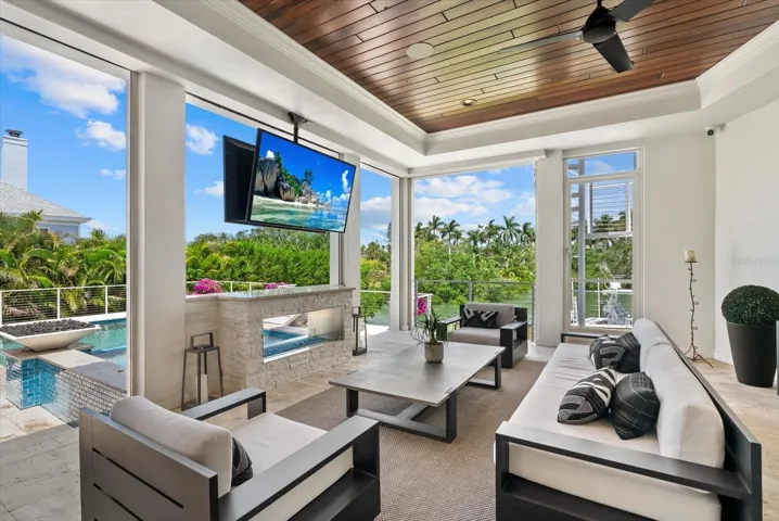 Outdoor Living Sitting Area