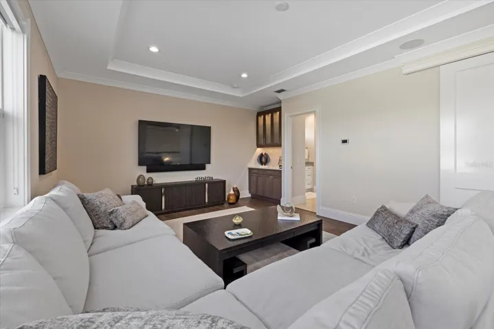 Bonus room