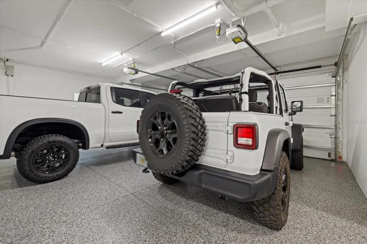 6 plus car garage