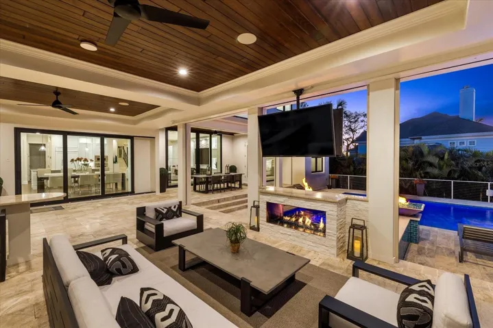 Outdoor Living Sitting Area