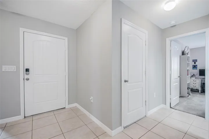 Foyer / Garage entrance