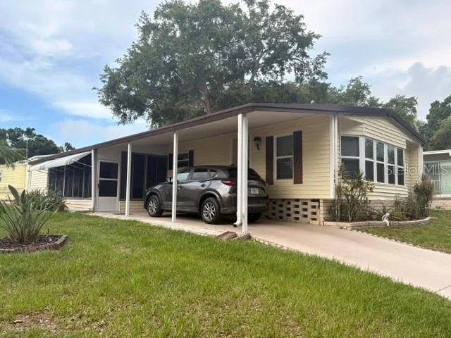 EXTERIOR SIDE