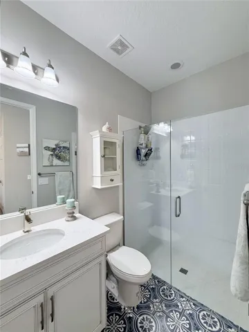 3rd Bedroom En Suite Bath