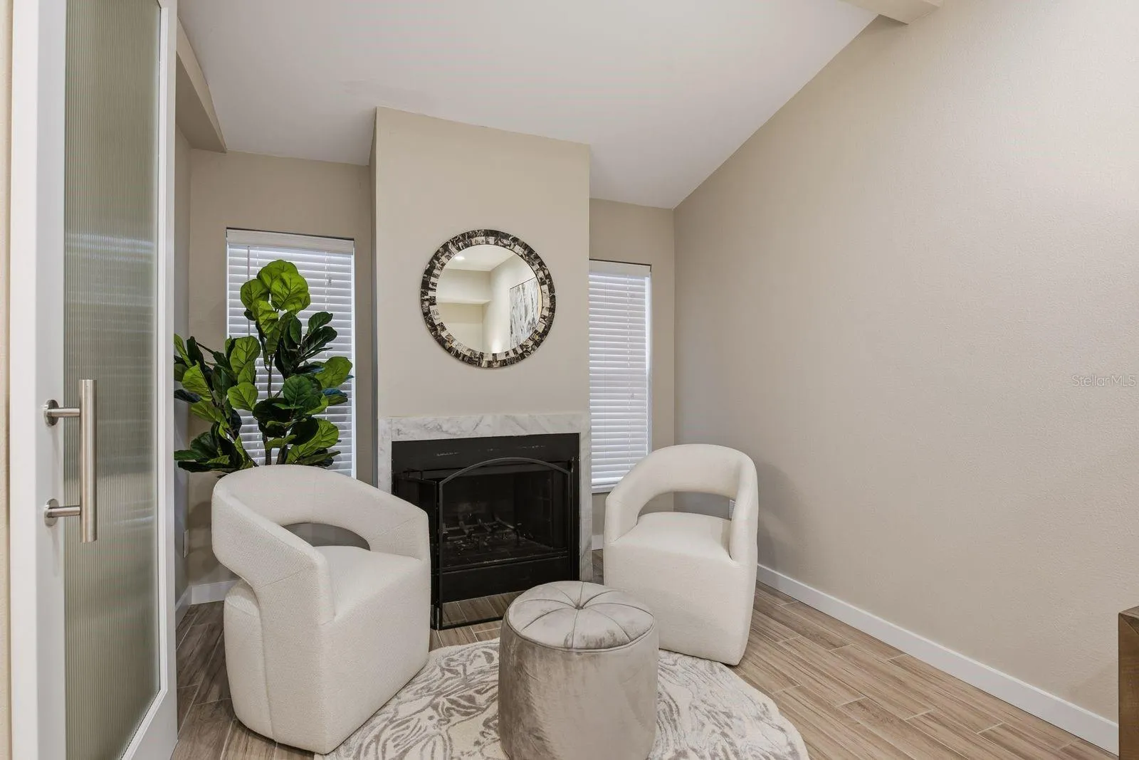 Primary Bedroom sitting area