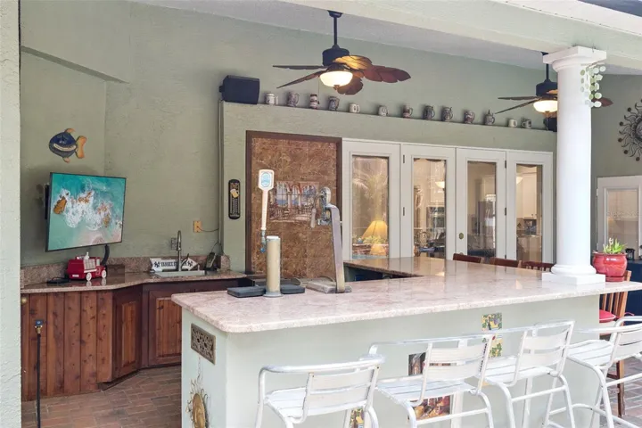 Outdoor entertainment space