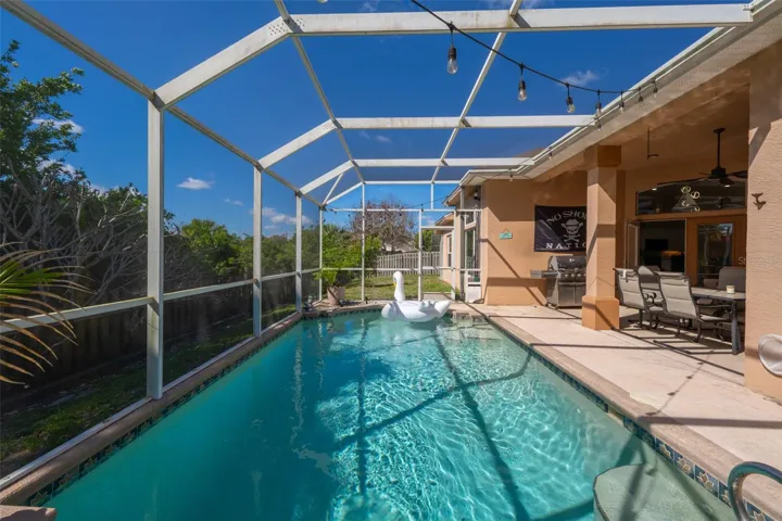 Covered Pool & Patio