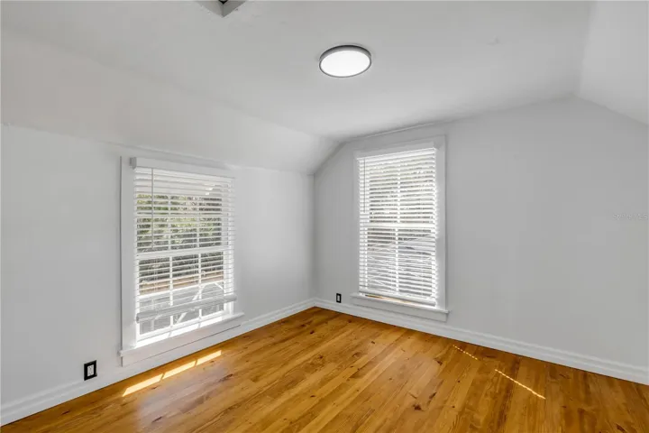 4rd bedroom upstairs