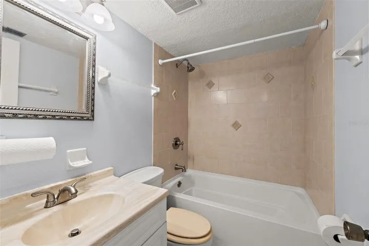 Updated Guest Bathroom