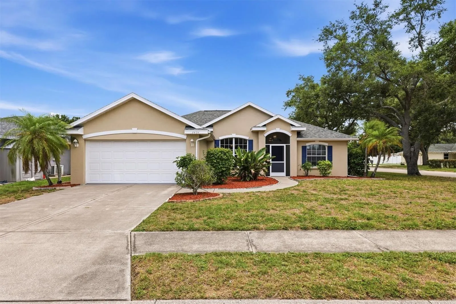 Great curb appeal!