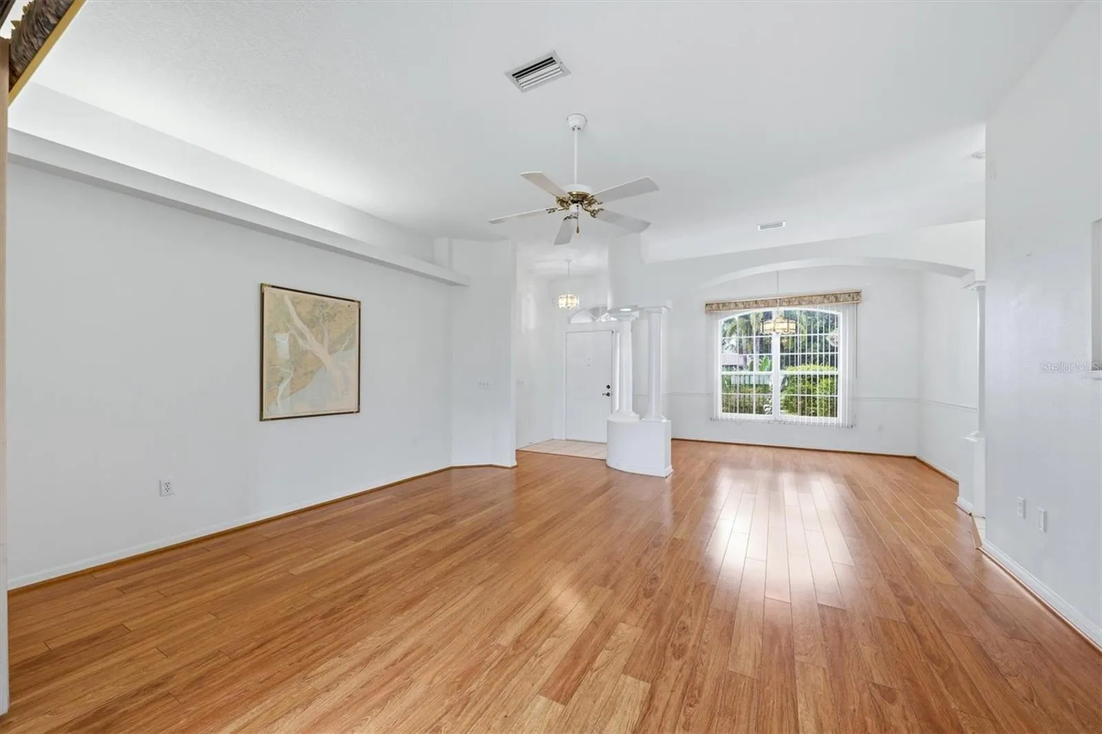 Living/dining room