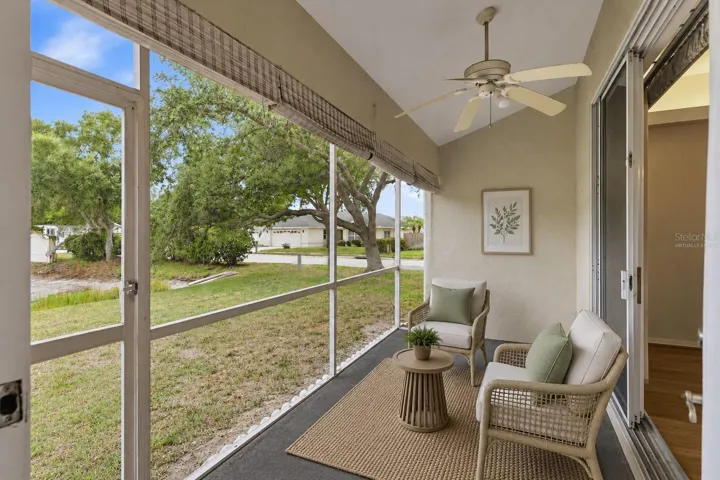 Virtually staged lanai