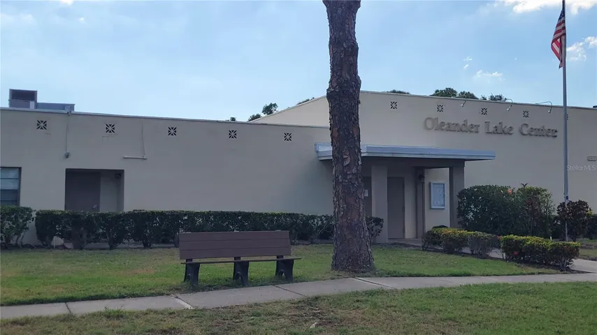 Oleander clubhouse