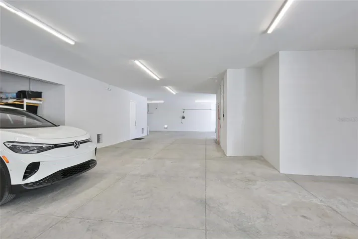 parking for 8