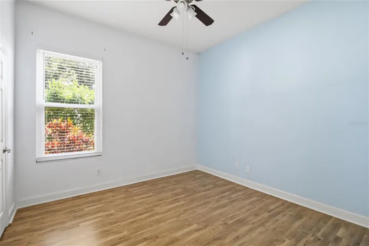 Secondary bedroom with natural light