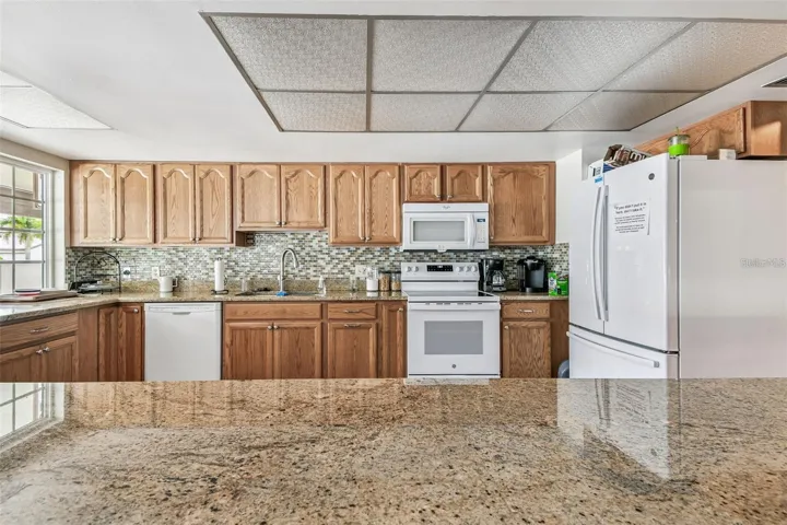 Clubhouse kitchen for events and gatherings