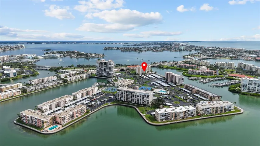 Aerial view of Bay Islands.