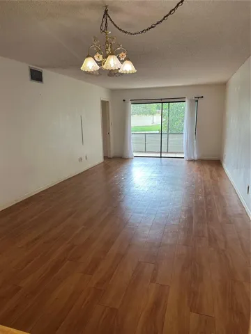 Living Room / Dining Room