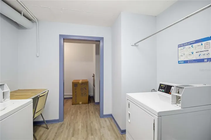 laundry on the 4th floor