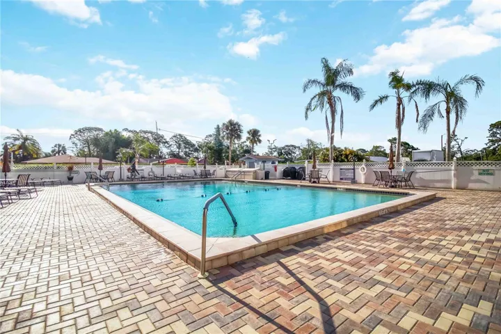 community heated pool