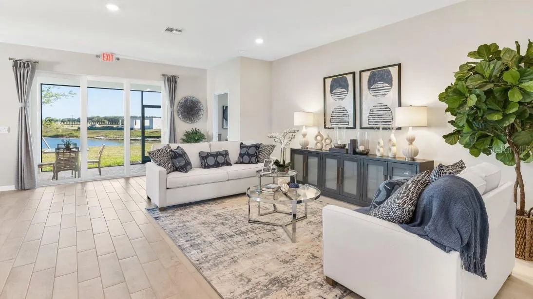 MODEL HOME